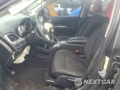 Zdjęcie 7 z 13 samochodu: 2018 DODGE JOURNEY SE VIN:3C4PDCAB7JT534217 - miniatura