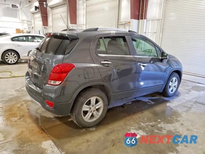 Trzecie zdjęcie samochodu z tyłu: 2017 CHEVROLET TRAX 1LT VIN:KL7CJLSB5HB115409 - miniatura