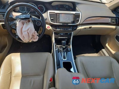 Zdjęcie 8 z 13 samochodu: 2016 HONDA ACCORD EXL VIN:1HGCR2F84GA089783 - miniatura
