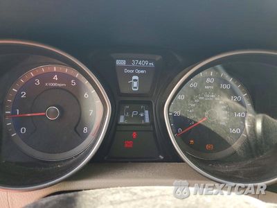 Zdjęcie 9 z 12 samochodu: 2015 HYUNDAI ELANTRA GT BASE VIN:KMHD35LH2FU241689 - miniatura