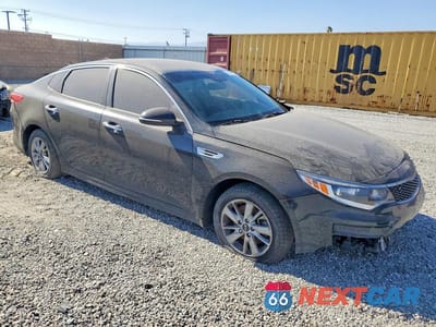 Czwarte zdjęcie samochodu z boku: 2016 KIA OPTIMA LX VIN:5XXGT4L37GG117781 - miniatura
