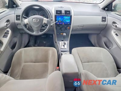 Zdjęcie 8 z 12 samochodu: 2010 TOYOTA COROLLA LE VIN:2T1BU4EE6AC250259 - miniatura