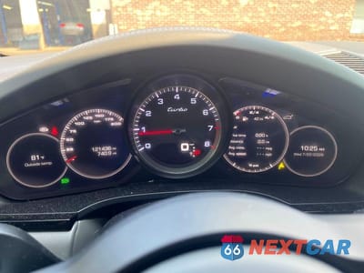 Zdjęcie 6 z 12 samochodu: 2020 PORSCHE CAYENNE TURBO VIN:WP1AF2AY7LDA39117 - miniatura