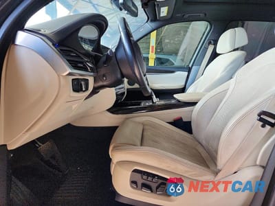 Zdjęcie 7 z 13 samochodu: 2017 BMW X5 XDR40E VIN:5UXKT0C58H0S80607 - miniatura
