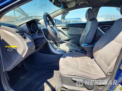 Zdjęcie 7 z 12 samochodu: 2013 HYUNDAI ELANTRA GLS VIN:KMHDH4AEXDU793040 - miniatura