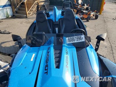 Piąte zdjęcie samochodu w środku: 2020 POLARIS SLINGSHOT R VIN:57XAARHB8L8137311 - miniatura