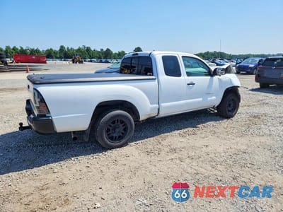Trzecie zdjęcie samochodu z tyłu: 2015 TOYOTA TACOMA BASE VIN:5TFTX4CN2FX051846 - miniatura