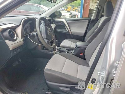 Zdjęcie 7 z 13 samochodu: 2015 TOYOTA RAV4 LE VIN:JTMBFREV0FD152149 - miniatura