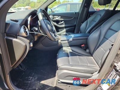 Zdjęcie 7 z 12 samochodu: 2020 MERCEDES-BENZ GLC 300 4MATIC VIN:WDC0G8EB4LF696457 - miniatura