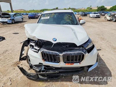 Piąte zdjęcie samochodu w środku: 2023 BMW X1 XDRIVE28I VIN:WBX73EF00P5X03298 - miniatura