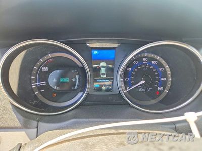 Zdjęcie 9 z 12 samochodu: 2015 HYUNDAI SONATA HYBRID LIMITED VIN:KMHEC4A46FA122950 - miniatura