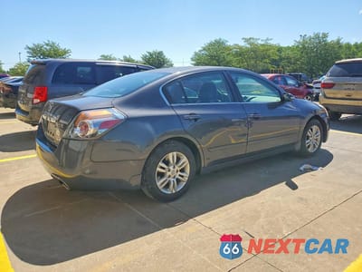 Trzecie zdjęcie samochodu z tyłu: 2010 NISSAN ALTIMA 2.5 VIN:1N4AL2AP6AN506705 - miniatura