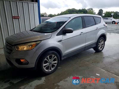 2019 FORD ESCAPE SE 1FMCU0GD9KUB06755 - główne zdjęcie licytacji z USA - miniatura