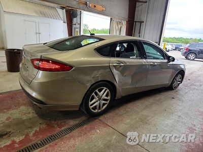 Trzecie zdjęcie samochodu z tyłu: 2015 FORD FUSION SE VIN:3FA6P0H70FR134156 - miniatura