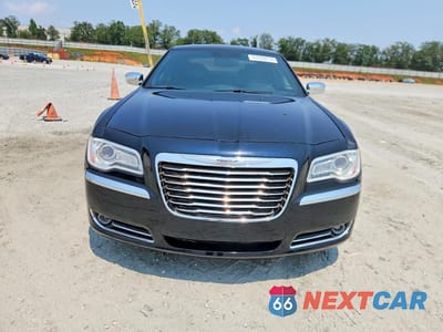 Piąte zdjęcie samochodu w środku: 2012 CHRYSLER 300 LIMITED VIN:2C3CCACG3CH310344 - miniatura