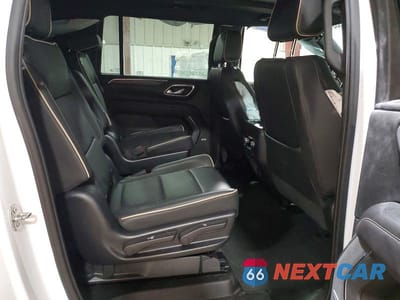 Zdjęcie 11 z 14 samochodu: 2023 GMC YUKON XL K1500 SLT VIN:1GKS2GKD2PR296497 - miniatura