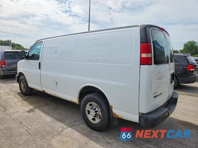 Drugie zdjęcie samochodu z przodu: 2011 CHEVROLET EXPRESS 2500 DELIVERY VAN VIN:1GCWGFCA8B1125340 - miniatura