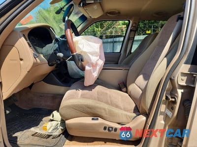 Zdjęcie 7 z 12 samochodu: 1998 FORD EXPLORER VIN:1FMZU32E1WZA87770 - miniatura