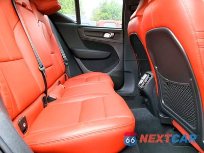 Zdjęcie 10 z 12 samochodu: 2019 VOLVO XC40 T5 MOMENTUM VIN:YV4162UK9K2053326 - miniatura