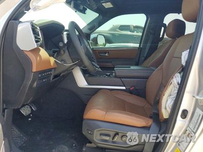 Zdjęcie 7 z 12 samochodu: 2025 TOYOTA TUNDRA VIN:5TFMA5DB5SX335501 - miniatura