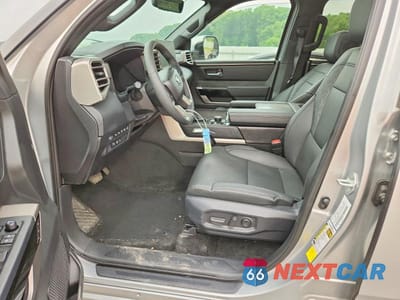 Zdjęcie 7 z 13 samochodu: 2025 TOYOTA SEQUOIA LIMITED VIN:7SVAAABA8SX071895 - miniatura
