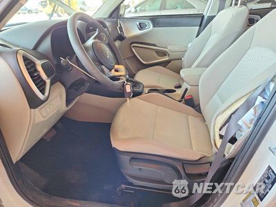 Zdjęcie 7 z 13 samochodu: 2025 KIA SOUL LX VIN:KNDJ23AU9S7955634 - miniatura