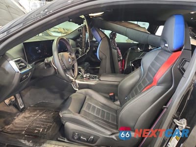 Zdjęcie 7 z 12 samochodu: 2024 BMW M2 VIN:3MF13DM04R8E80346 - miniatura
