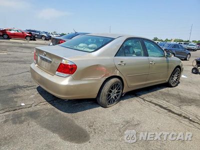 Trzecie zdjęcie samochodu z tyłu: 2005 TOYOTA CAMRY STANDARD VIN:4T1BE32K25U381503 - miniatura