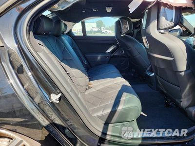Zdjęcie 10 z 12 samochodu: 2023 BMW I7 XDRIVE60 VIN:WBY53EJ09PCN55206 - miniatura