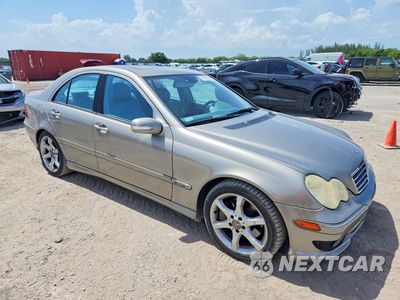 Czwarte zdjęcie samochodu z boku: 2007 MERCEDES-BENZ C 230 VIN:WDBRF52H77F932482 - miniatura