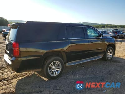 Trzecie zdjęcie samochodu z tyłu: 2018 CHEVROLET SUBURBAN C1500 LT VIN:1GNSCHKC4JR143804 - miniatura