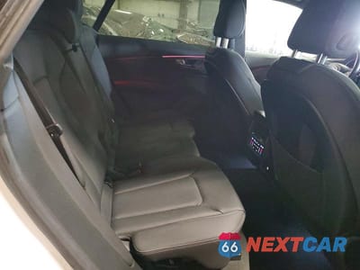Zdjęcie 10 z 12 samochodu: 2021 AUDI Q8 PREMIUM PLUS S-LINE VIN:WA1EVAF16MD038662 - miniatura