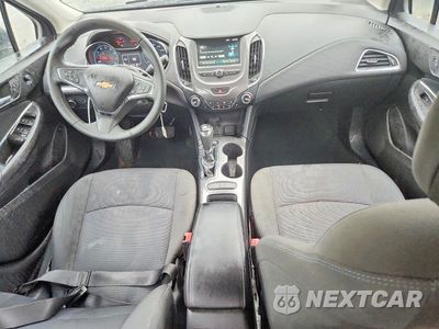 Zdjęcie 8 z 12 samochodu: 2018 CHEVROLET CRUZE LT VIN:1G1BE5SM5J7141395 - miniatura