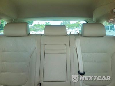 Zdjęcie 10 z 14 samochodu: 2016 VOLKSWAGEN TOUAREG SPORT VIN:WVGEF9BP6GD012901 - miniatura