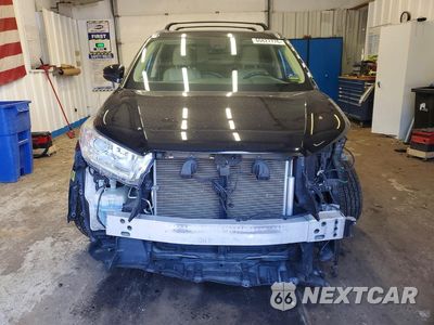 Piąte zdjęcie samochodu w środku: 2019 TOYOTA HIGHLANDER XLE VIN:5TDJZRFH1KS616172 - miniatura