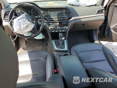 Zdjęcie 8 z 12 samochodu: 2019 HYUNDAI ELANTRA SE VIN:KMHD84LF5KU876667 - miniatura