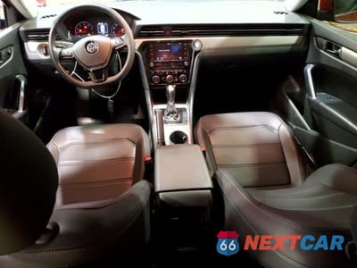 Zdjęcie 8 z 12 samochodu: 2021 VOLKSWAGEN PASSAT SE VIN:1VWSA7A37MC003387 - miniatura
