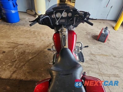 Zdjęcie 6 z 9 samochodu: 2017 HARLEY-DAVIDSON FLHX STREET GLIDE VIN:1HD1KBC16HB629968 - miniatura