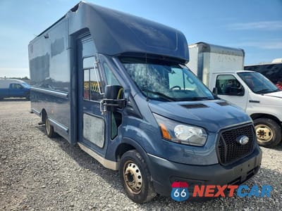 Czwarte zdjęcie samochodu z boku: 2021 FORD TRANSIT DELIVERY TRUCK VIN:1FDDF6P8XMKA58623 - miniatura
