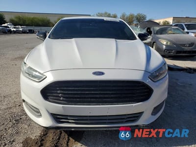Piąte zdjęcie samochodu w środku: 2016 FORD FUSION SE VIN:3FA6P0H75GR262331 - miniatura