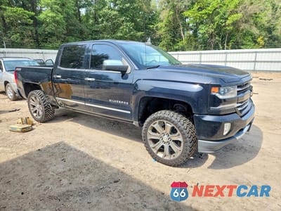 Czwarte zdjęcie samochodu z boku: 2017 CHEVROLET SILVERADO K1500 LTZ VIN:3GCUKSEJ8HG200477 - miniatura