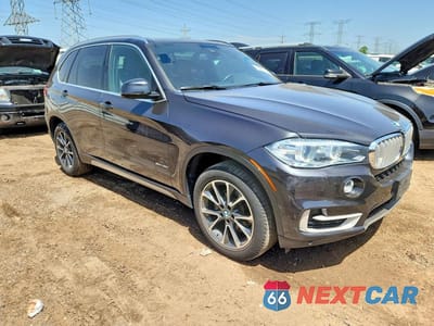 Czwarte zdjęcie samochodu z boku: 2017 BMW X5 XDRIVE35I VIN:5UXKR0C3XH0V77052 - miniatura