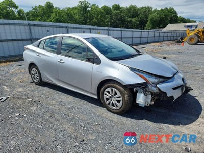 Czwarte zdjęcie samochodu z boku: 2016 TOYOTA PRIUS TWO VIN:JTDKBRFU6G3517748 - miniatura