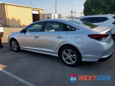 Drugie zdjęcie samochodu z przodu: 2019 HYUNDAI SONATA SEL VIN:5NPE34AFXKH784233 - miniatura