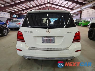 Zdjęcie 6 z 13 samochodu: 2014 MERCEDES-BENZ GLK 250 BLUETEC VIN:WDCGG0EB7EG202914 - miniatura