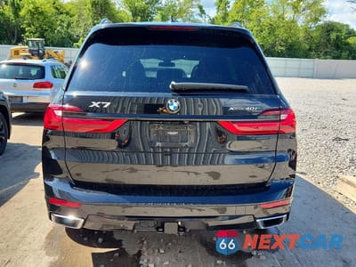 Zdjęcie 6 z 13 samochodu: 2020 BMW X7 XDRIVE40I VIN:5UXCW2C04L9A02919 - miniatura