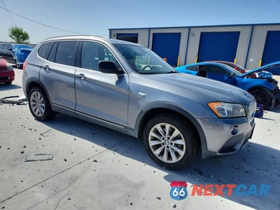Czwarte zdjęcie samochodu z boku: 2013 BMW X3 XDRIVE28I VIN:5UXWX9C52D0D03502 - miniatura