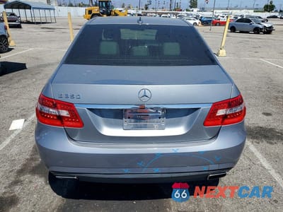 Zdjęcie 6 z 12 samochodu: 2010 MERCEDES-BENZ E 350 VIN:WDDHF5GB2AA073894 - miniatura