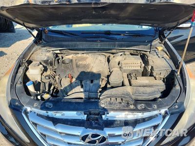 Zdjęcie 11 z 12 samochodu: 2012 HYUNDAI SONATA LIMITED VIN:5NPEC4ACXCH431546 - miniatura