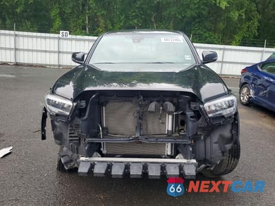 Piąte zdjęcie samochodu w środku: 2023 TOYOTA TACOMA TRD OFF-ROAD VIN:3TMCZ5AN9PM648969 - miniatura